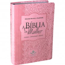 A Bíblia da Mulher - Couro sintético Rosa claro Tamanho Médio A Bíblia da Mulher - Couro sintético Rosa claro Tamanho Médio