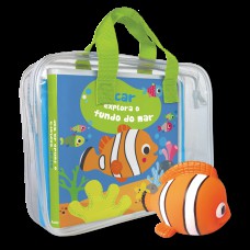 Livro de banho: Oscar explora o fundo do mar