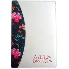 Bíblia dia a dia 2022 - Luxo - Flores escuras / chevroux marfim