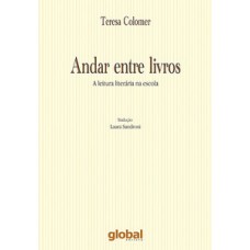 Andar entre livros